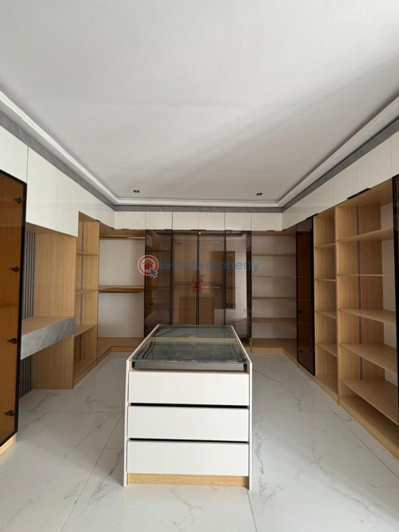 6 bedroom Detached Duplex For Sale Lekki Lagos - 3