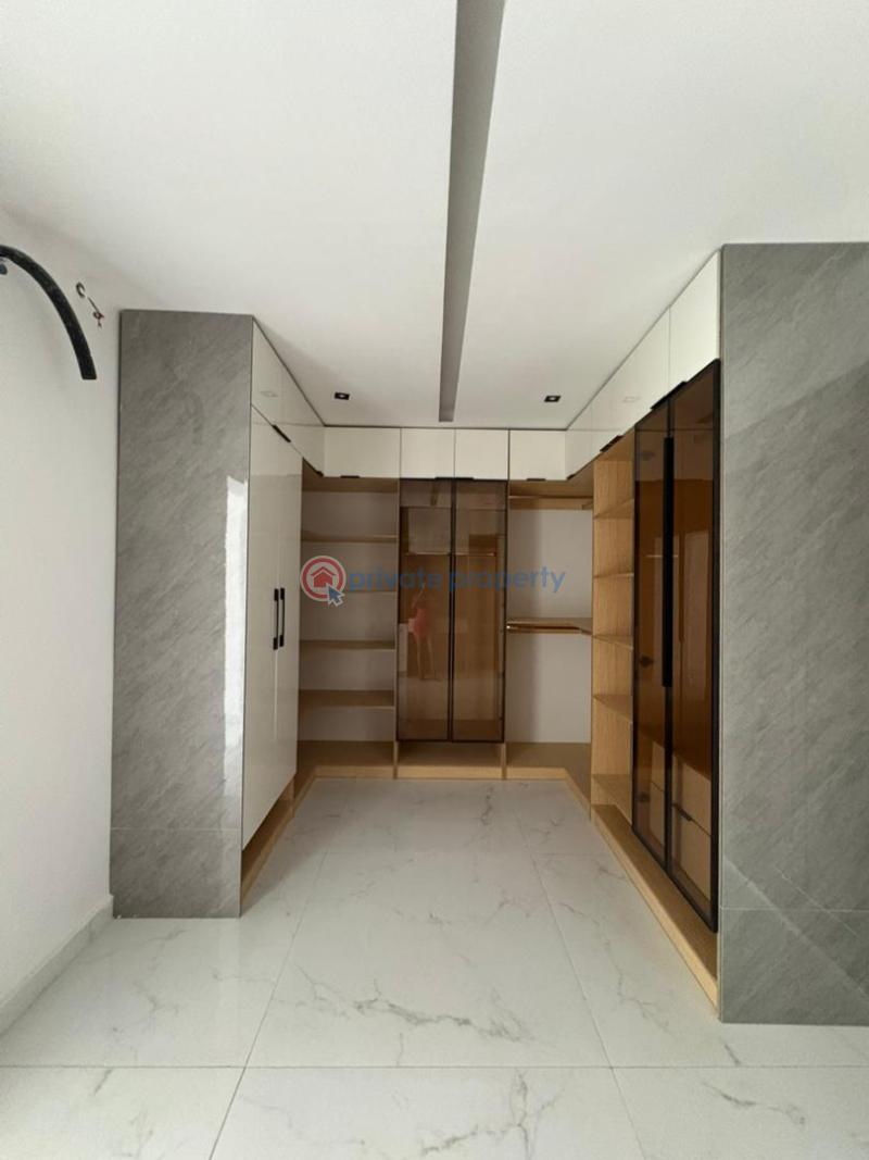 6 bedroom Detached Duplex For Sale Lekki Lagos - 9