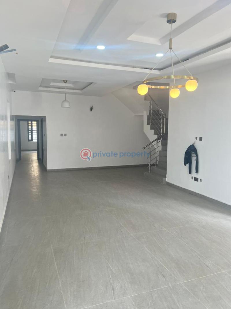 6 bedroom Detached Duplex For Sale Magodo GRA Phase 2 Kosofe/Ikosi Lagos - 1