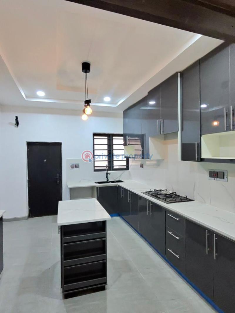 6 bedroom Detached Duplex For Sale Magodo GRA Phase 2 Kosofe/Ikosi Lagos - 12