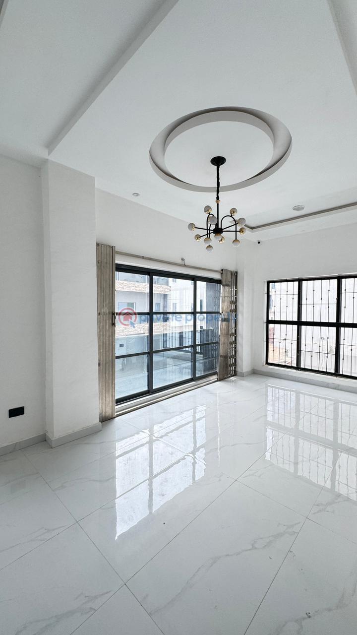 6 bedroom Detached Duplex For Sale Guzape Abuja Phase 1  - 3