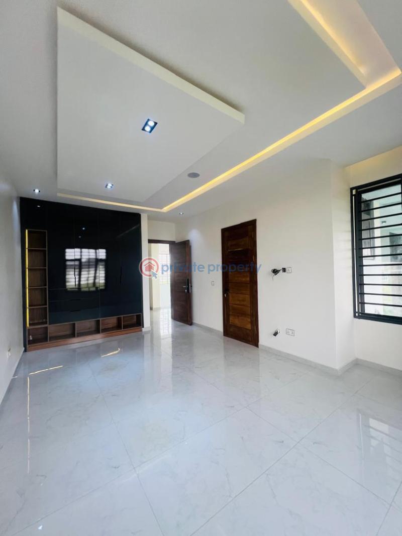 6 bedroom Detached Duplex For Sale Royal Garden Estate Ajah Ajah Lagos - 24