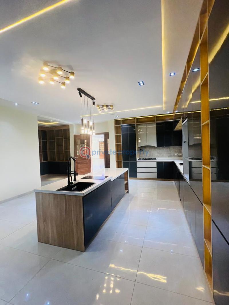 6 bedroom Detached Duplex For Sale Royal Garden Estate Ajah Ajah Lagos - 8