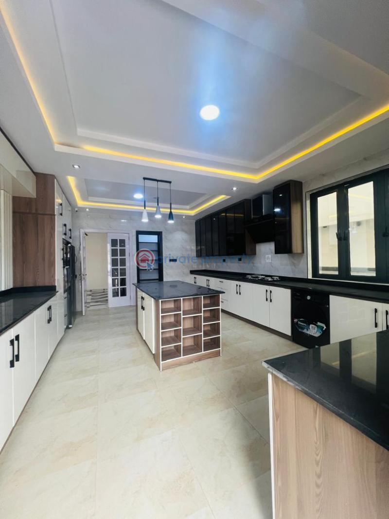 6 bedroom Detached Duplex For Sale Royal Garden Estate Ajah Ajah Lagos - 5
