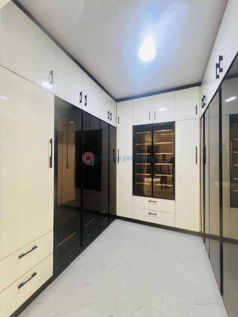 6 bedroom Detached Duplex For Sale Royal Garden Estate Ajah Ajah Lagos - 17
