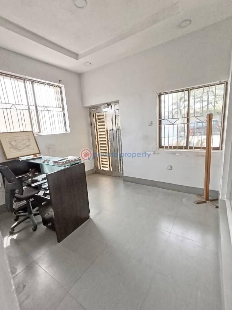 6 bedroom detached house - 1 6 bedroom Office For Rent Adeola Odeku Victoria Island Lagos - 1