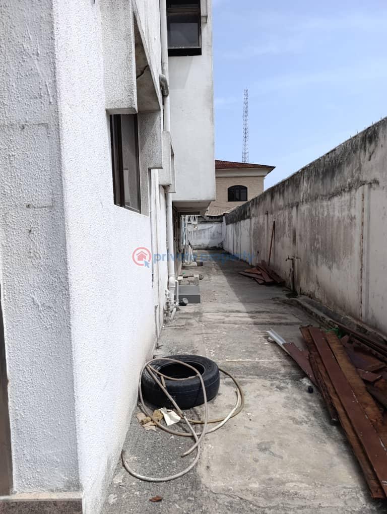 6 bedroom detached house - 8 6 bedroom Office For Rent Adeola Odeku Victoria Island Lagos - 8