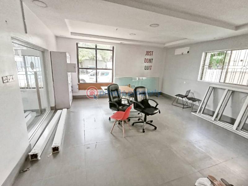 6 bedroom detached house - 3 6 bedroom Office For Rent Adeola Odeku Victoria Island Lagos - 3
