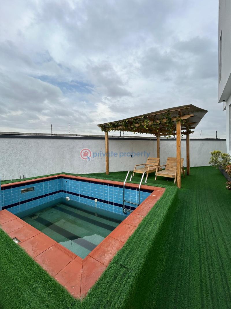 6 bedroom House For Sale Lekki Lagos - 2