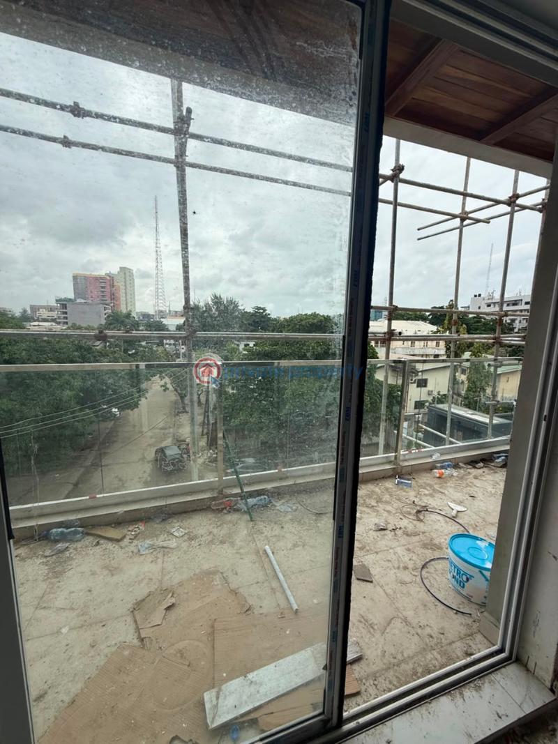 6 bedroom Detached Duplex For Sale Victoria Island Lagos - 6