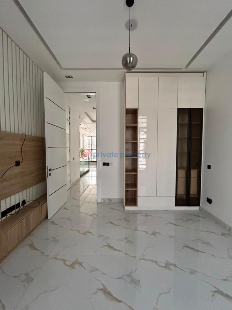 6 bedroom Detached Duplex For Sale Osapa Lekki Lagos - 1