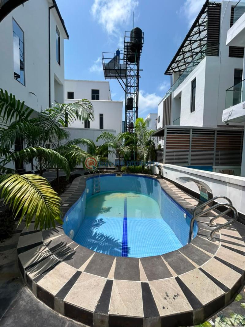 6 bedroom Detached Duplex For Sale Osapa Lekki Lagos - 2