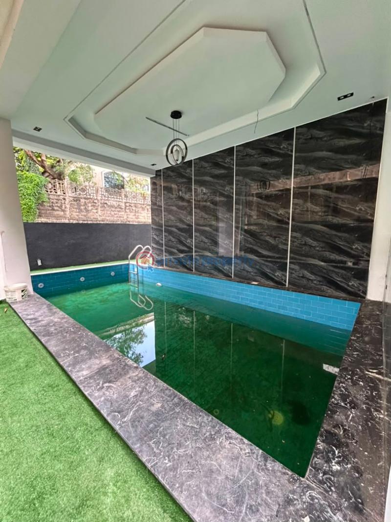 6 bedroom Detached Duplex For Sale Chevron Drive Lekki Lagos - 2