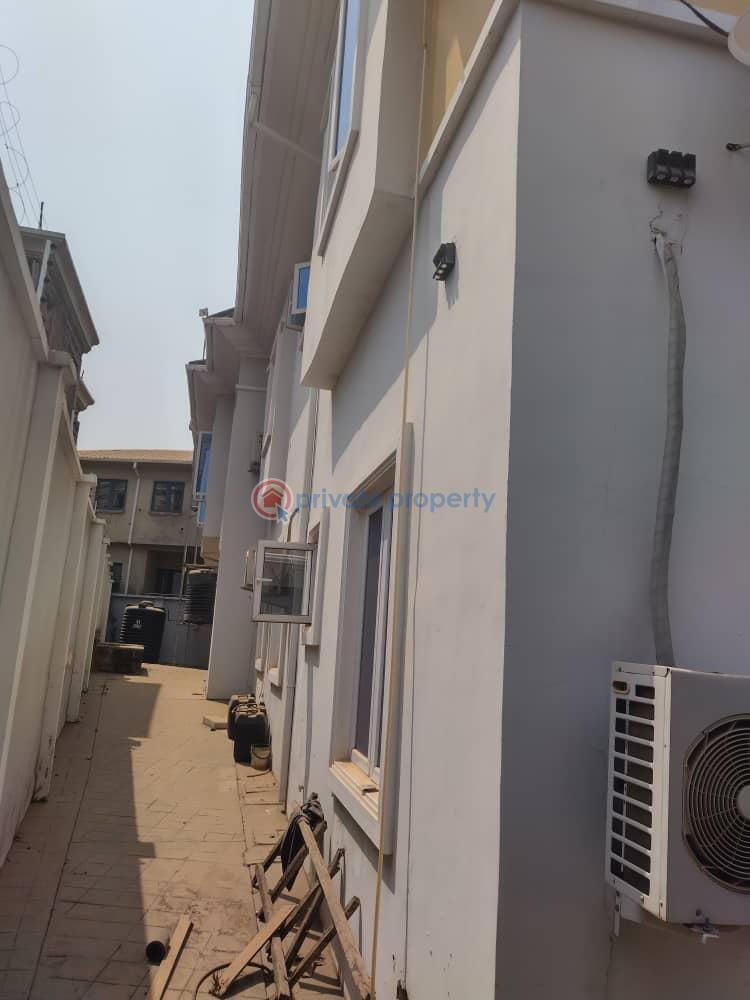 6 bedroom Duplex For Sale Ire Akari Estate Akala Express Way Ibadan Oyo - 10