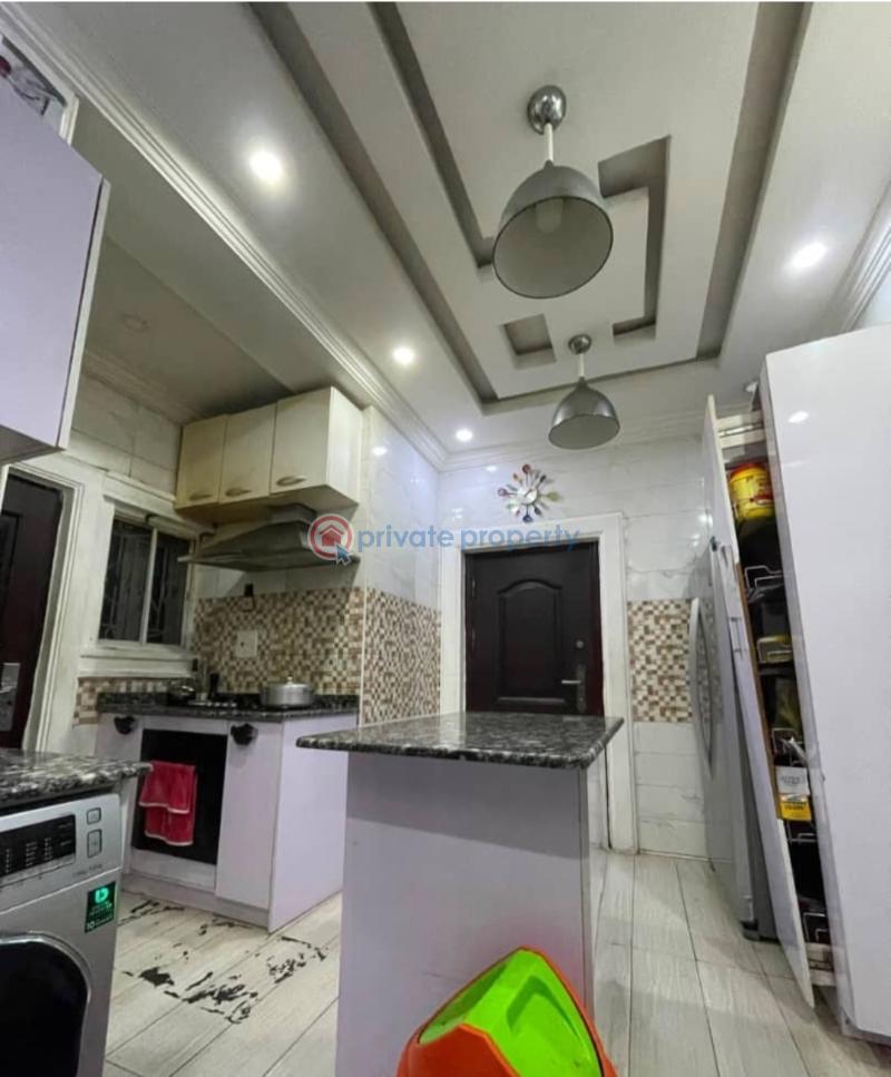 6 bedroom Detached Bungalow For Sale Peter Odili Eliozu Port Harcourt Rivers - 4