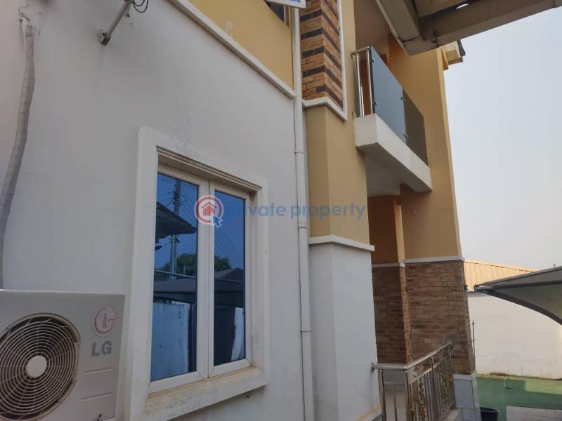 6 bedroom Duplex For Sale Ire Akari Estate Akala Express Way Ibadan Oyo - 1