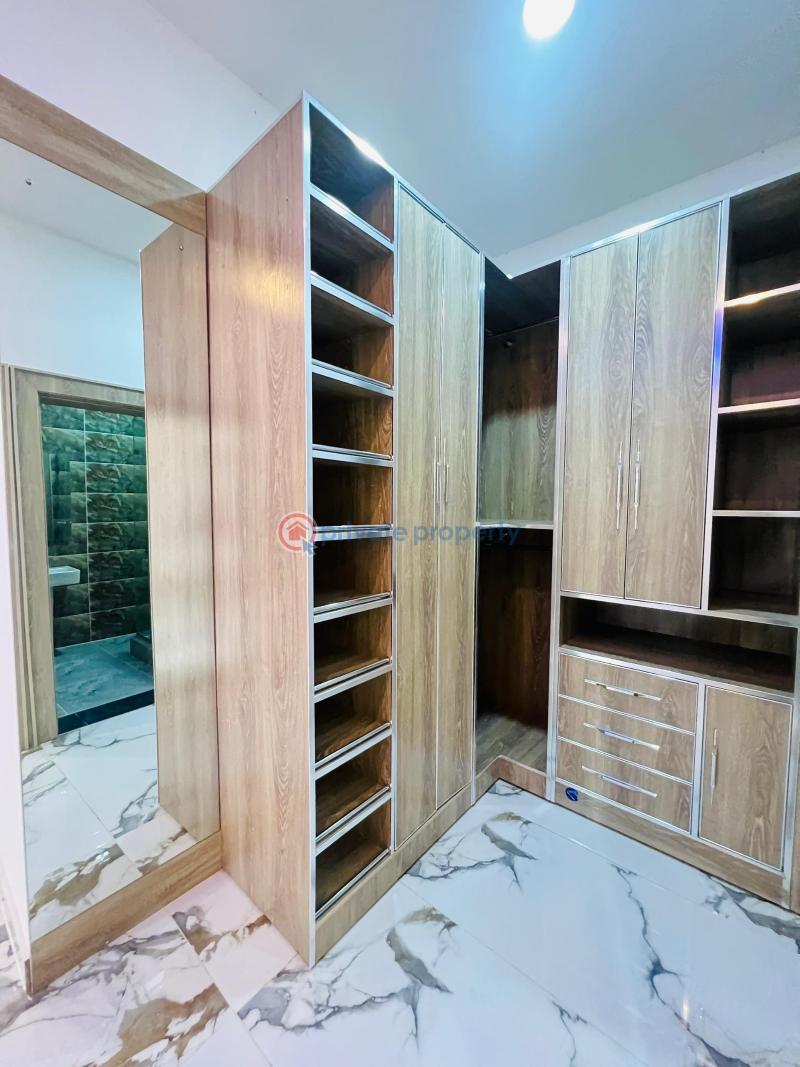 6 bedroom Duplex For Sale Berger Aguda Ogba Lagos - 6