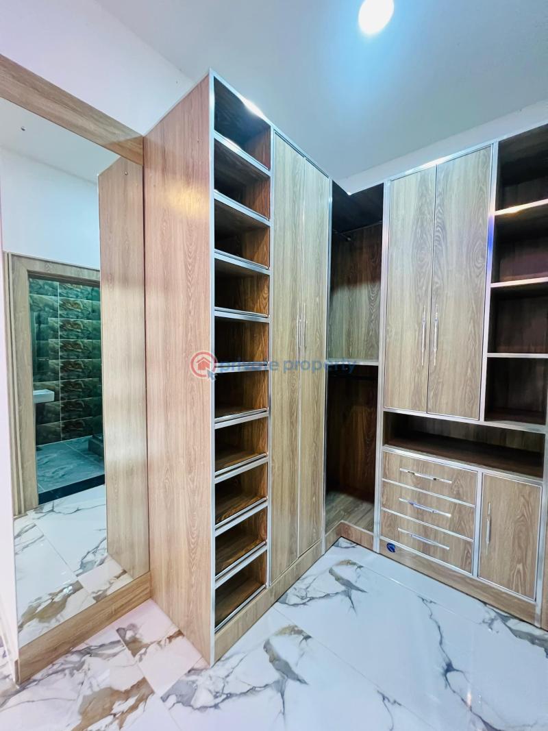 6 bedroom Duplex For Sale Berger Aguda Ogba Lagos - 12