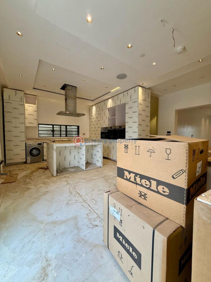 6 bedroom Detached Duplex For Sale Kolapo Ishola Gra, Akobo Ibadan Oyo - 6