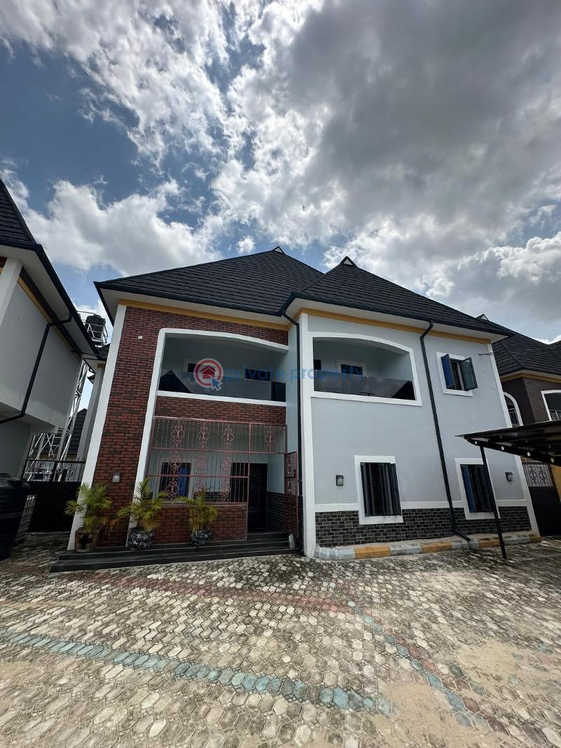 6 bedroom Detached Duplex For Sale Off Sars Road, Portharcourt City Port Harcourt Rivers - 1