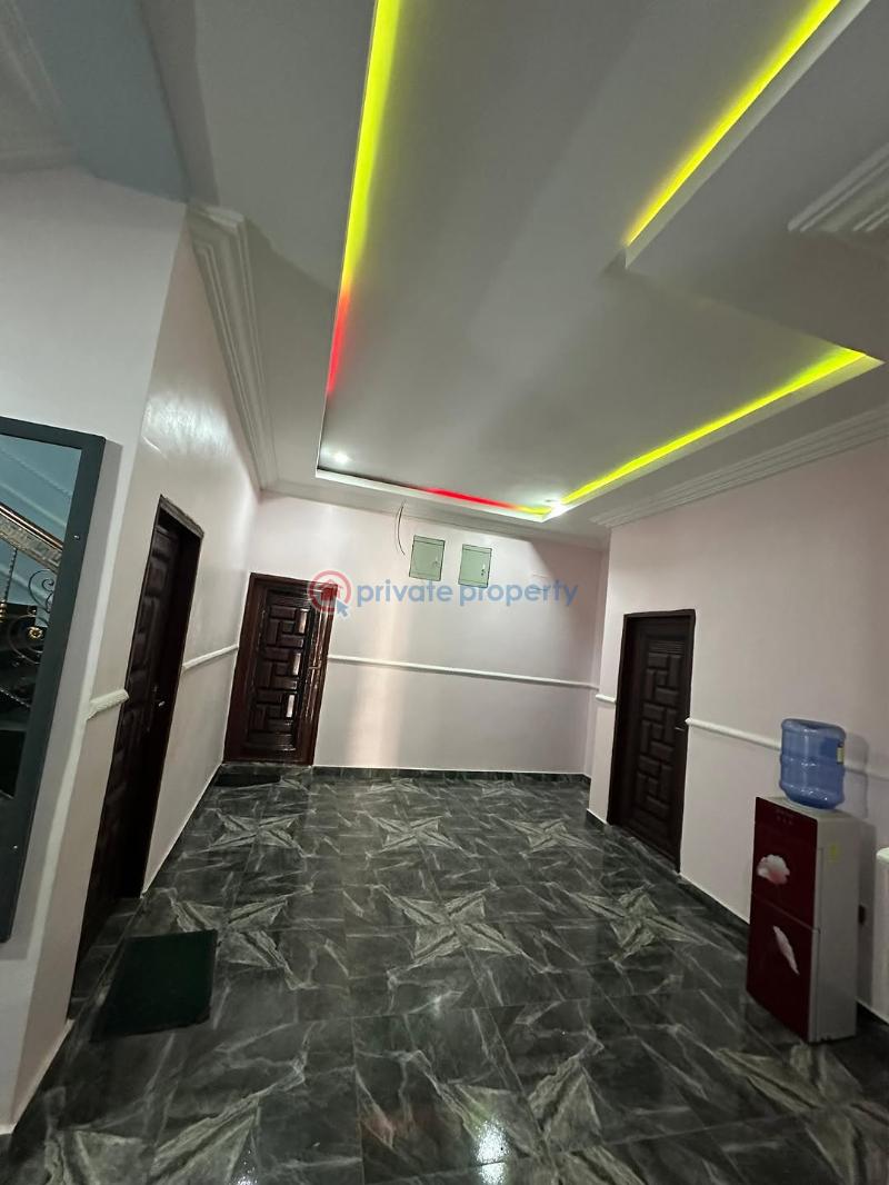 6 bedroom Detached Duplex For Sale Off Sars Road, Portharcourt City Port Harcourt Rivers - 2