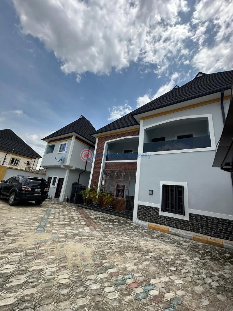 6 bedroom Detached Duplex For Sale Off Sars Road, Portharcourt City Port Harcourt Rivers - 11