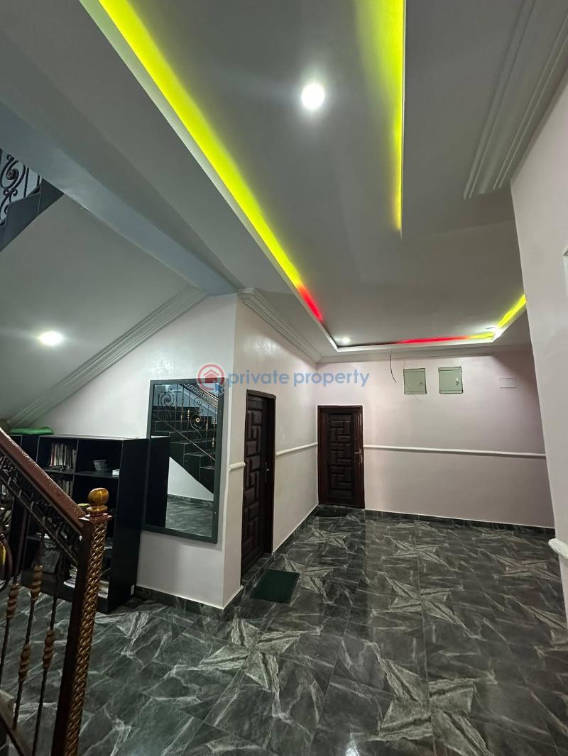 6 bedroom Detached Duplex For Sale Off Sars Road, Portharcourt City Port Harcourt Rivers - 14