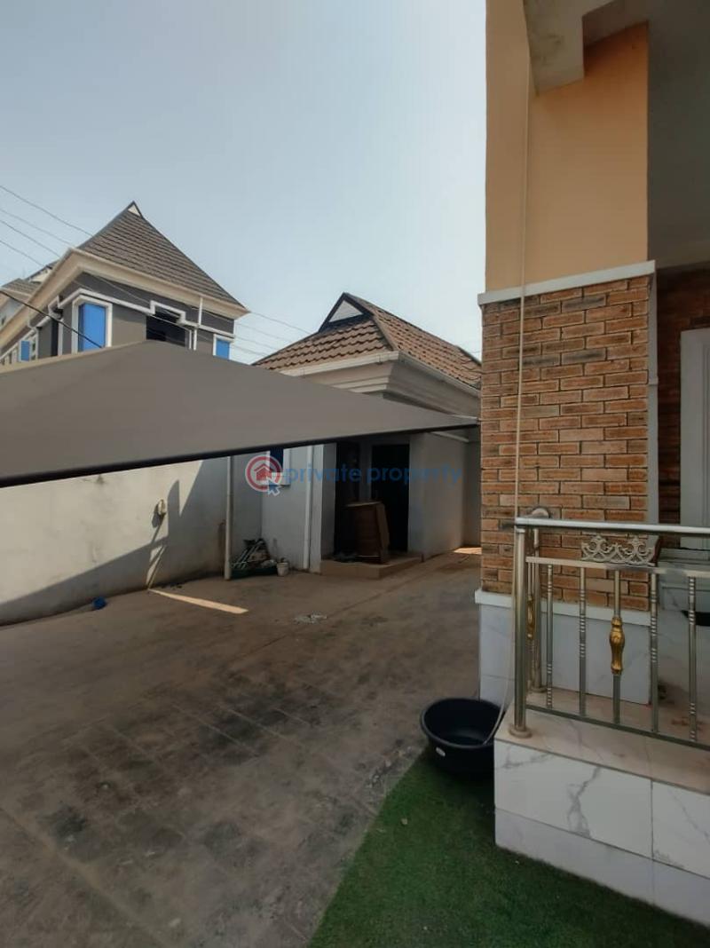 6 bedroom Duplex For Sale Ire Akari Estate Akala Express Way Ibadan Oyo - 1