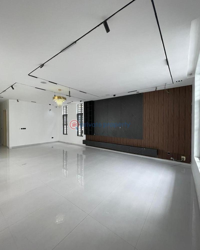 6 bedroom House For Sale Chevron Lekki Lagos - 10