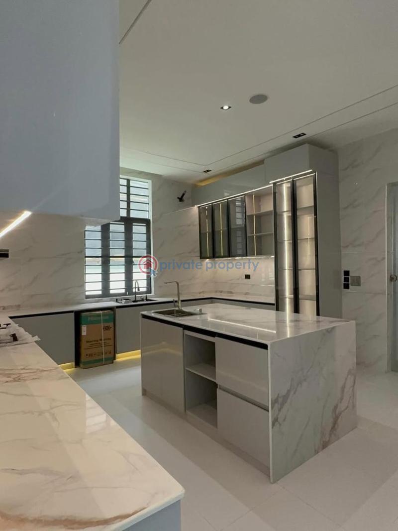 6 bedroom House For Sale Chevron Lekki Lagos - 8