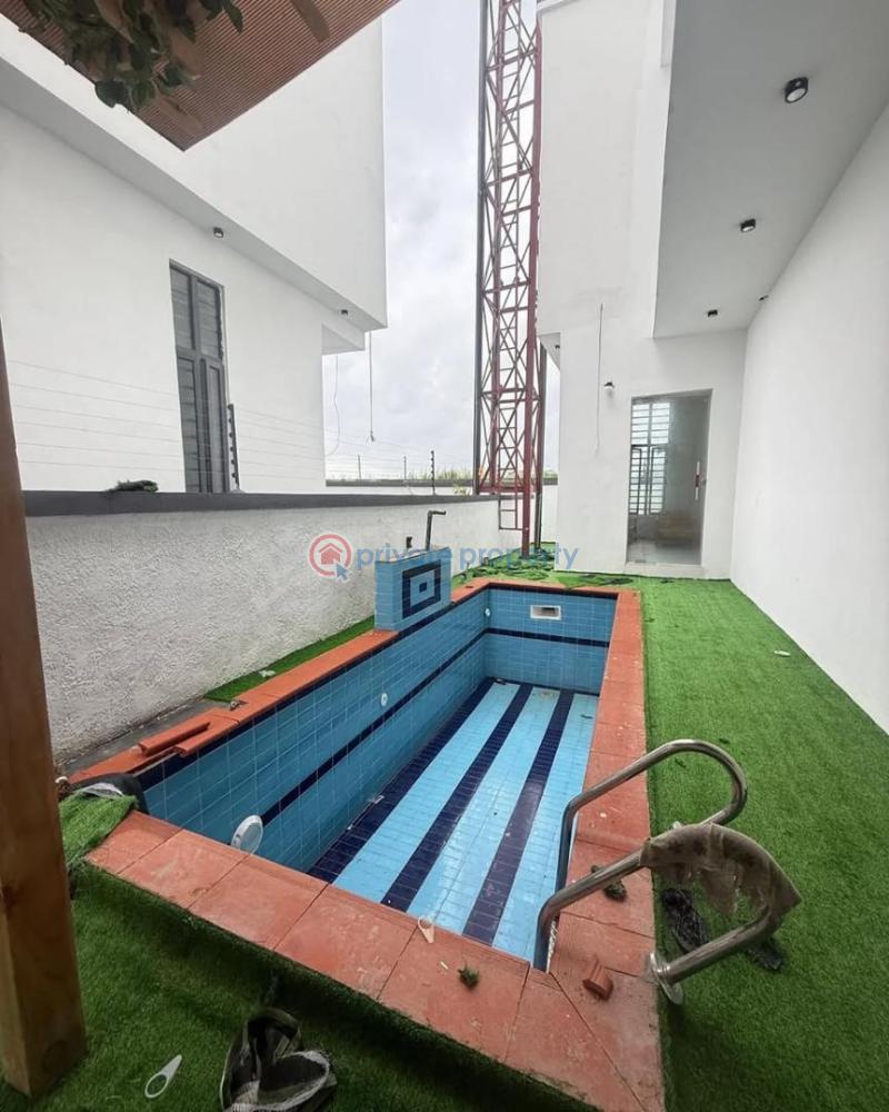 6 bedroom House For Sale Chevron Lekki Lagos - 16