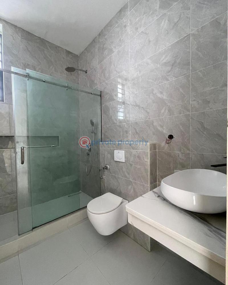 6 bedroom House For Sale Chevron Lekki Lagos - 5