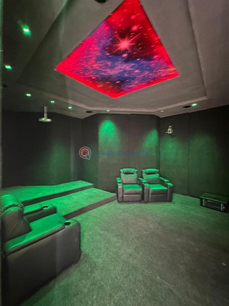 6 bedroom Detached Duplex For Sale Chevron Lekki Lagos - 8