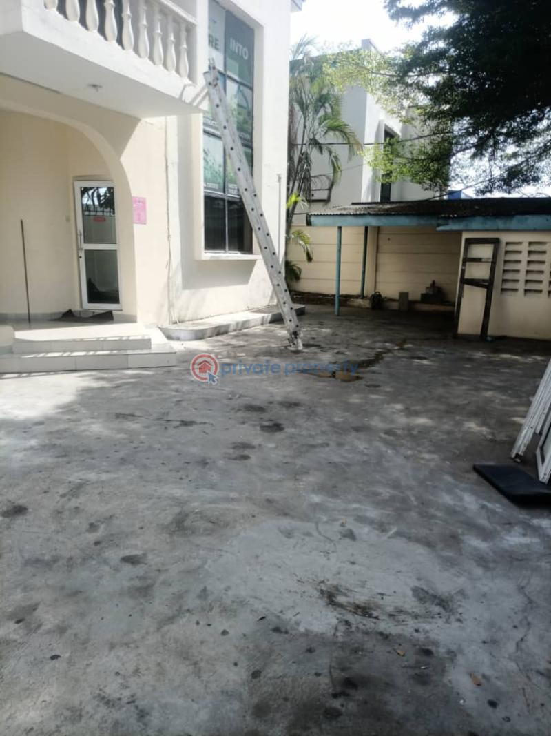 6 bedroom Office For Rent Off Ligali Ayorinde Victoria Island Lagos - 1