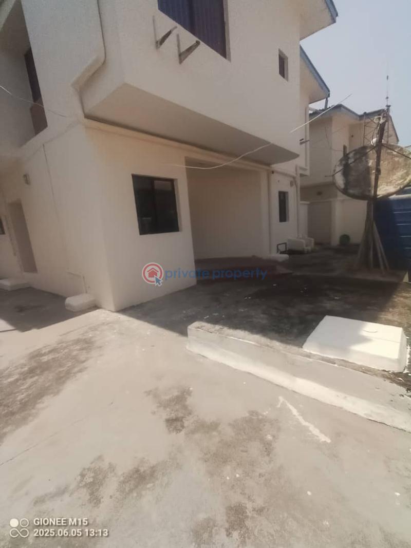 6 bedroom Office For Rent Off Ligali Ayorinde Victoria Island Lagos - 3