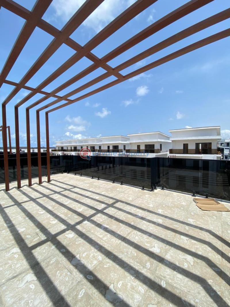 6 bedroom Detached Duplex For Sale Ikota Lekki Lagos - 4