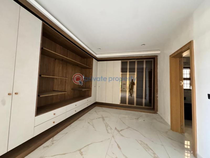 6 bedroom Detached Duplex For Sale Guzape Abuja Phase 1  - 4