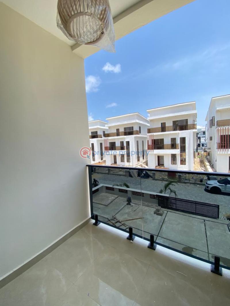 6 bedroom Detached Duplex For Sale Ikota Lekki Lagos - 11