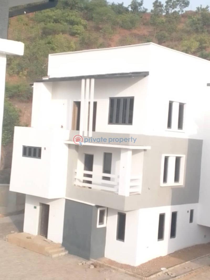6 bedroom Detached Duplex For Sale Guzape Abuja Phase 1  - 2