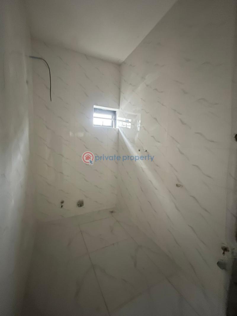6 bedroom Detached Duplex For Sale Magodo GRA Phase 2 Kosofe/Ikosi Lagos - 6