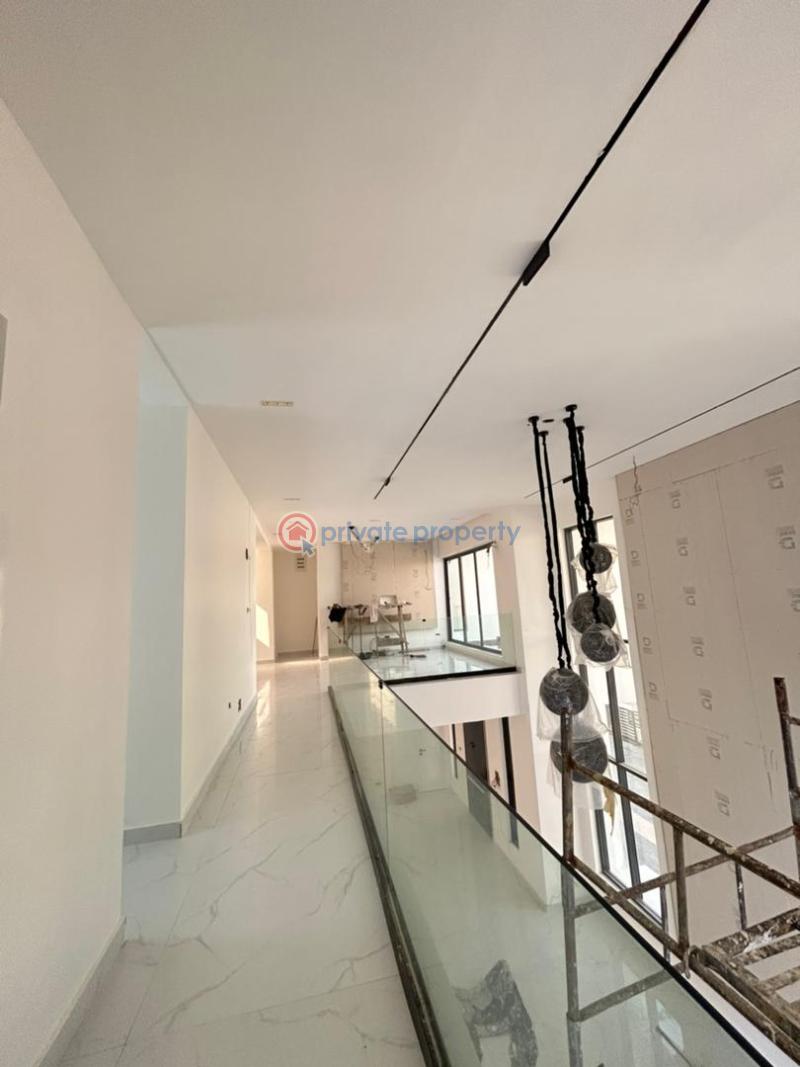 6 bedroom Detached Duplex For Sale Osapa London Lekki Lagos - 2