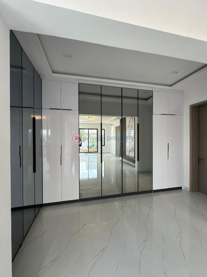6 bedroom House For Sale Lekki Phase 1 Lagos - 7