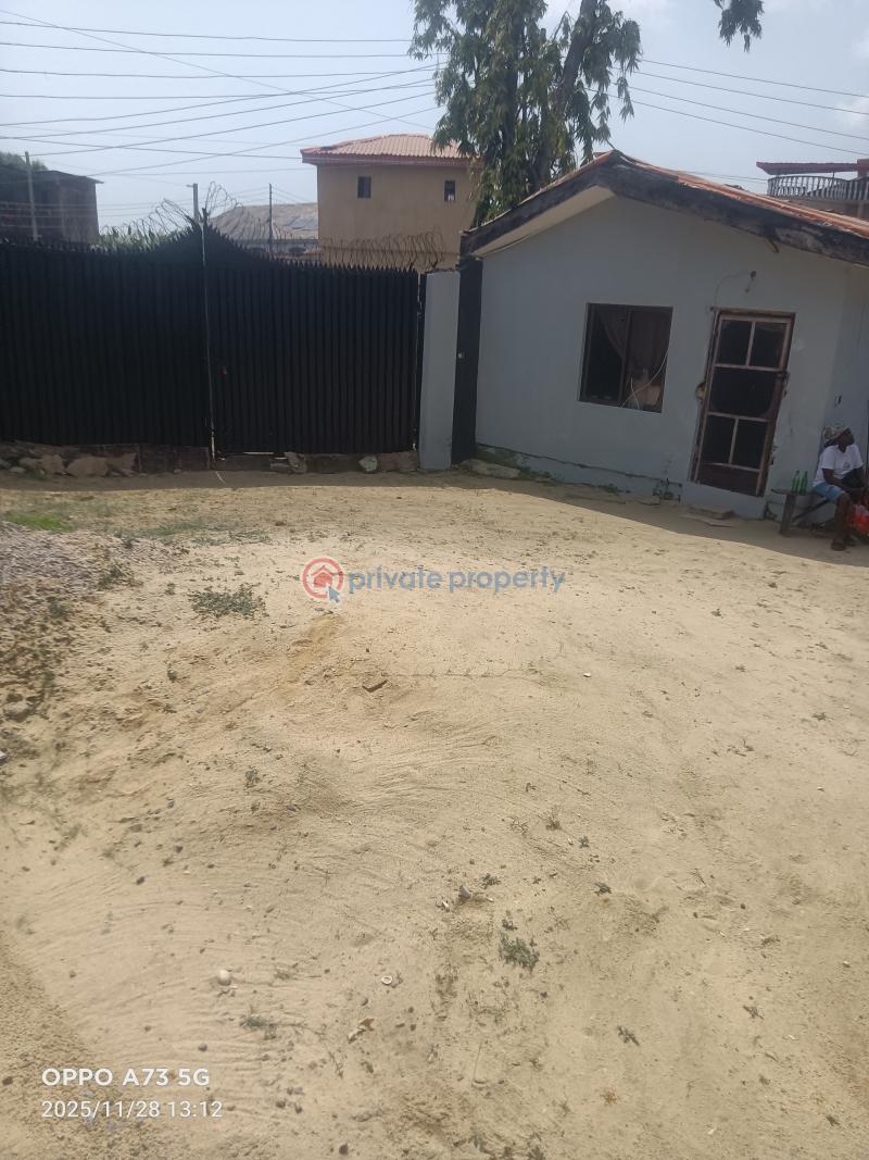 6 bedroom Detached Duplex For Sale Oke Ira Nla Lagos Ajah Lagos - 13