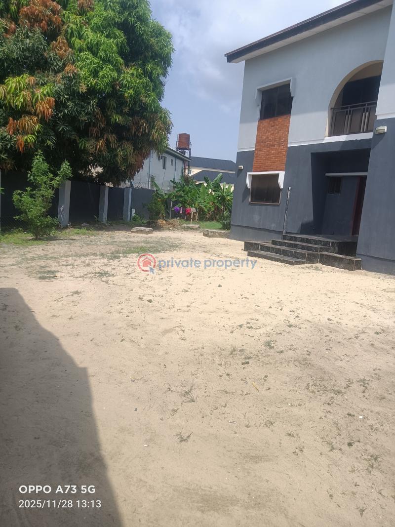 6 bedroom Detached Duplex For Sale Oke Ira Nla Lagos Ajah Lagos - 11