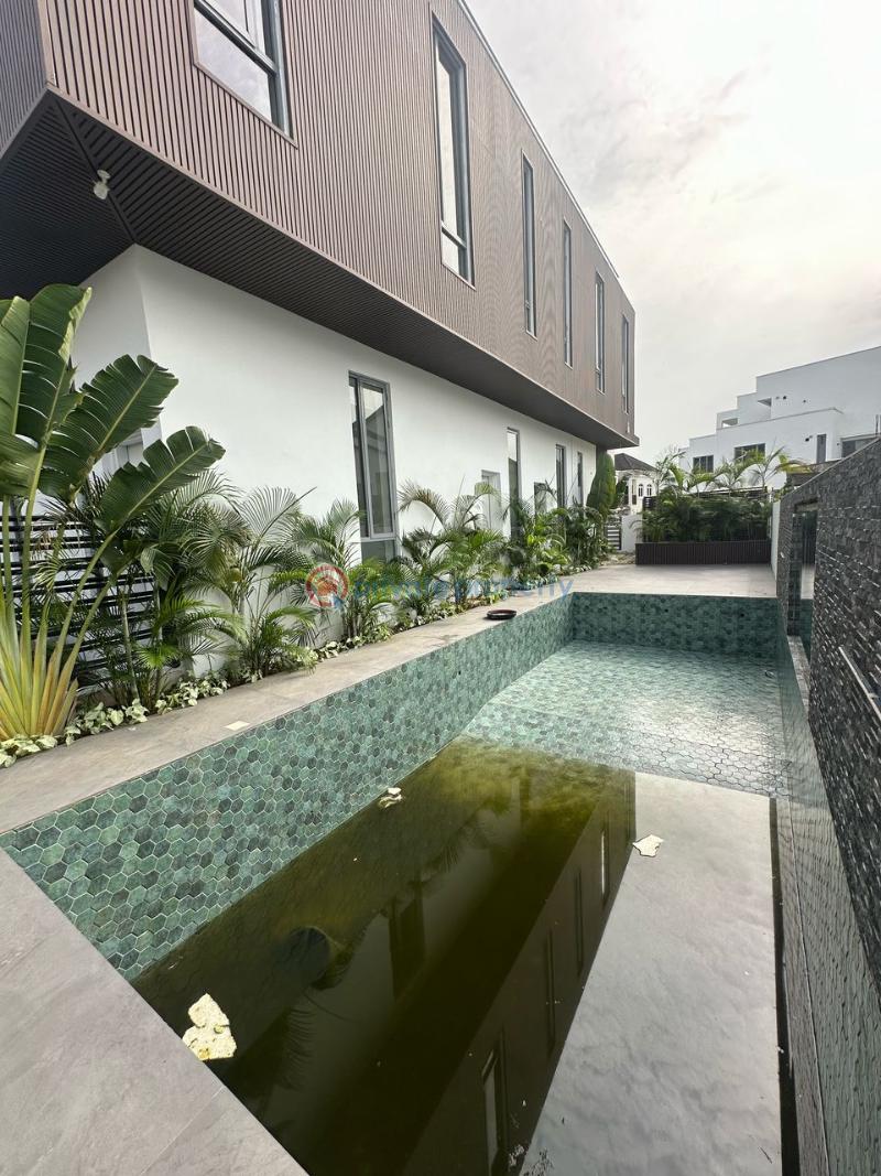 6 bedroom fully detached duplex with 1 bq - 0 6 bedroom Detached Duplex For Sale Lekki Lagos - 0
