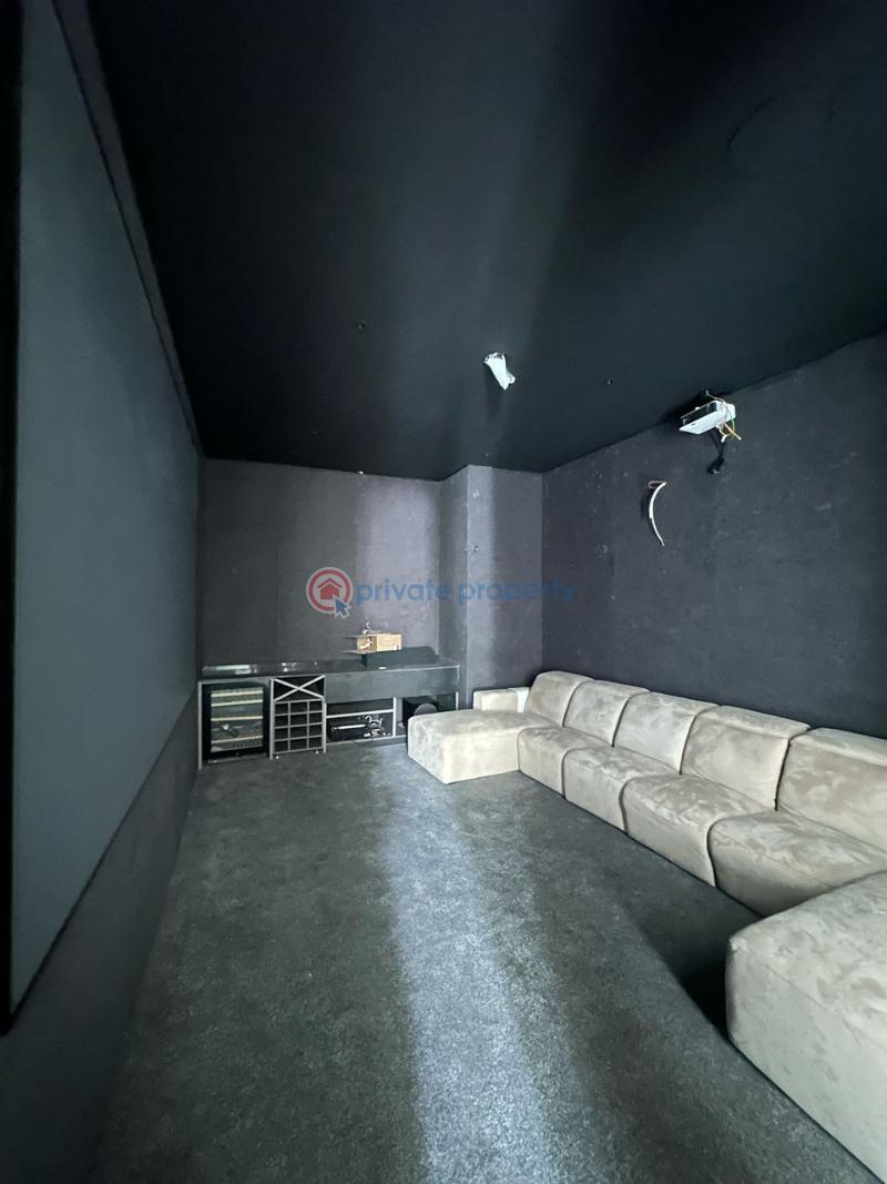 6 bedroom fully detached duplex with 1 bq - 10 6 bedroom Detached Duplex For Sale Lekki Lagos - 10