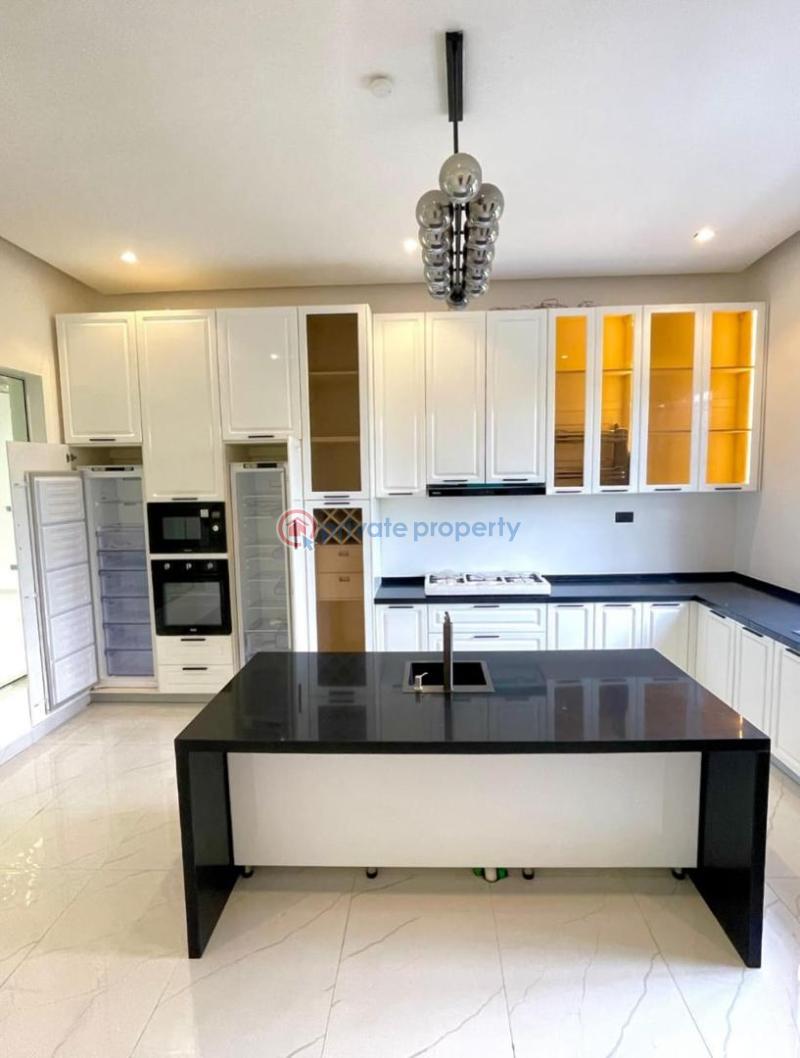 6 bedroom Detached Duplex For Sale Chevron Drive Lekki Lagos - 10