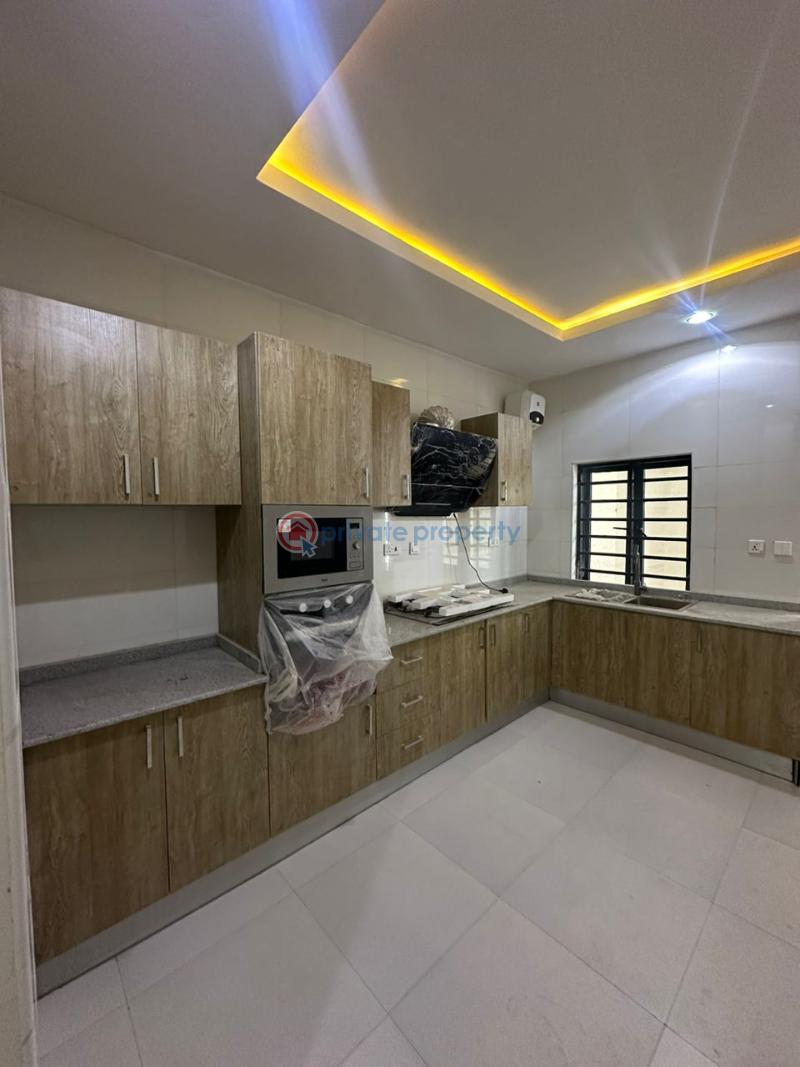 6 bedroom Detached Duplex For Sale Apo Resettlement Apo Abuja Phase 2  - 4