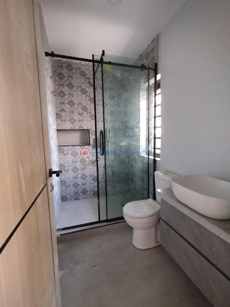 5 bedroom Detached Duplex For Sale Lekki Phase 1 Lagos - 1