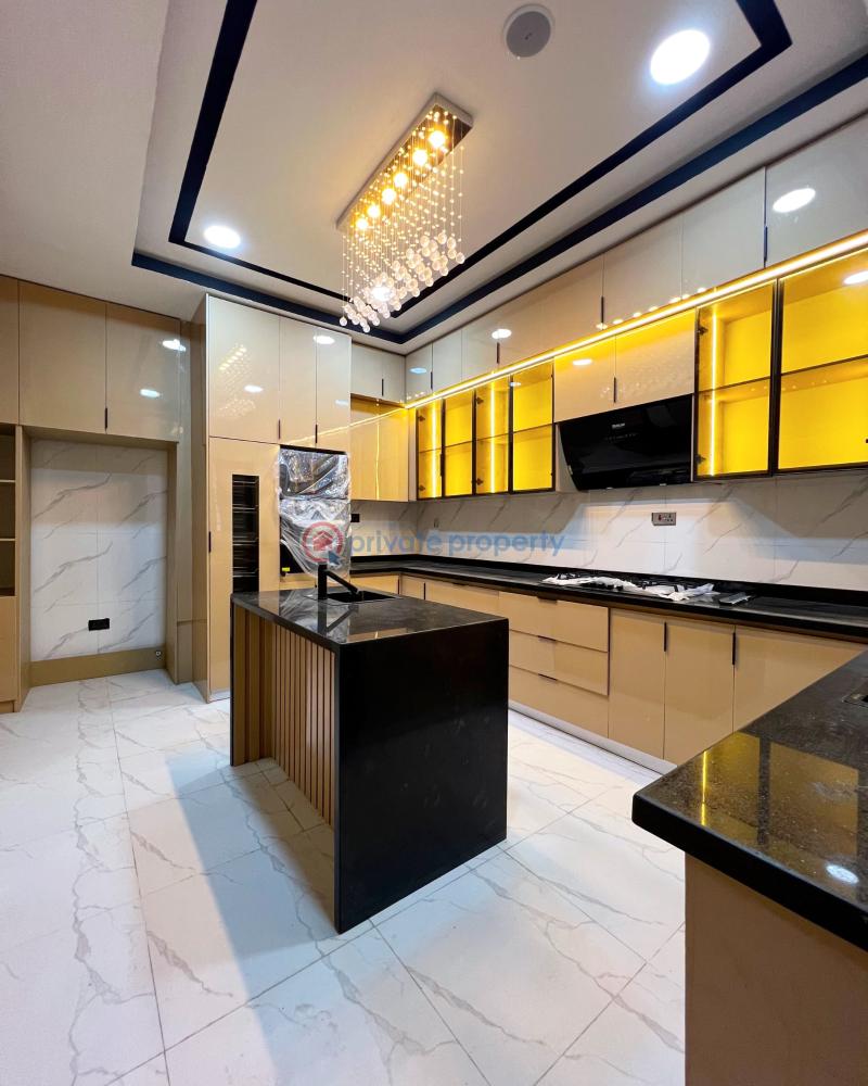 6 bedroom Duplex For Sale Chevron Drive Lekki Lagos - 2